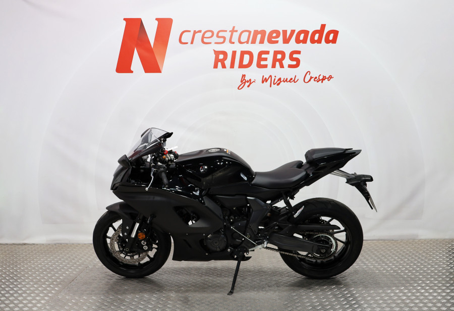 Imagen de Yamaha YZF R7 A2