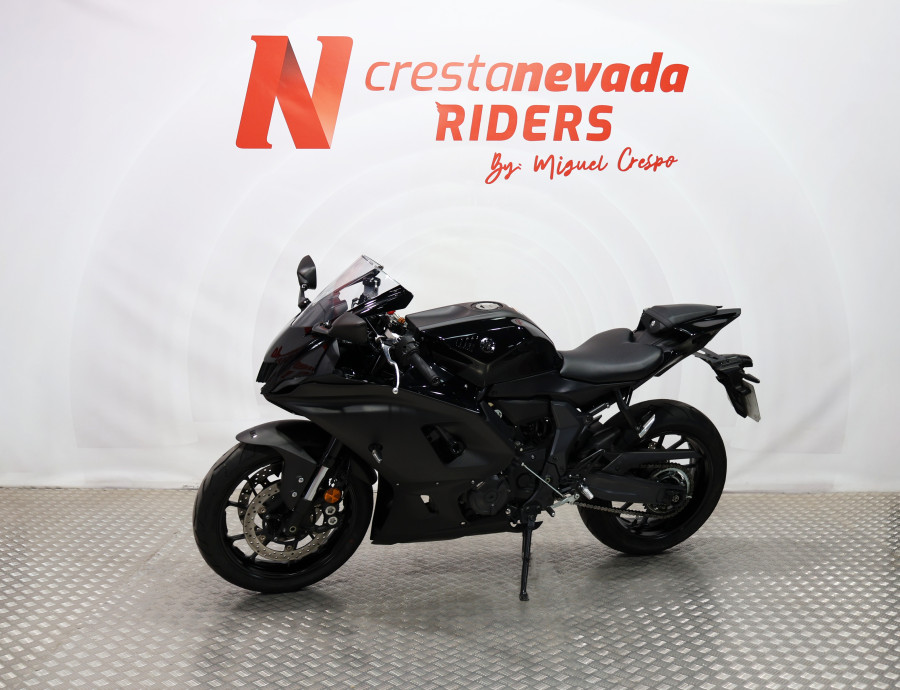Imagen de Yamaha YZF R7 A2