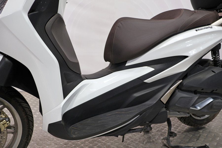 Imagen de Piaggio BEVERLY 300 HPE