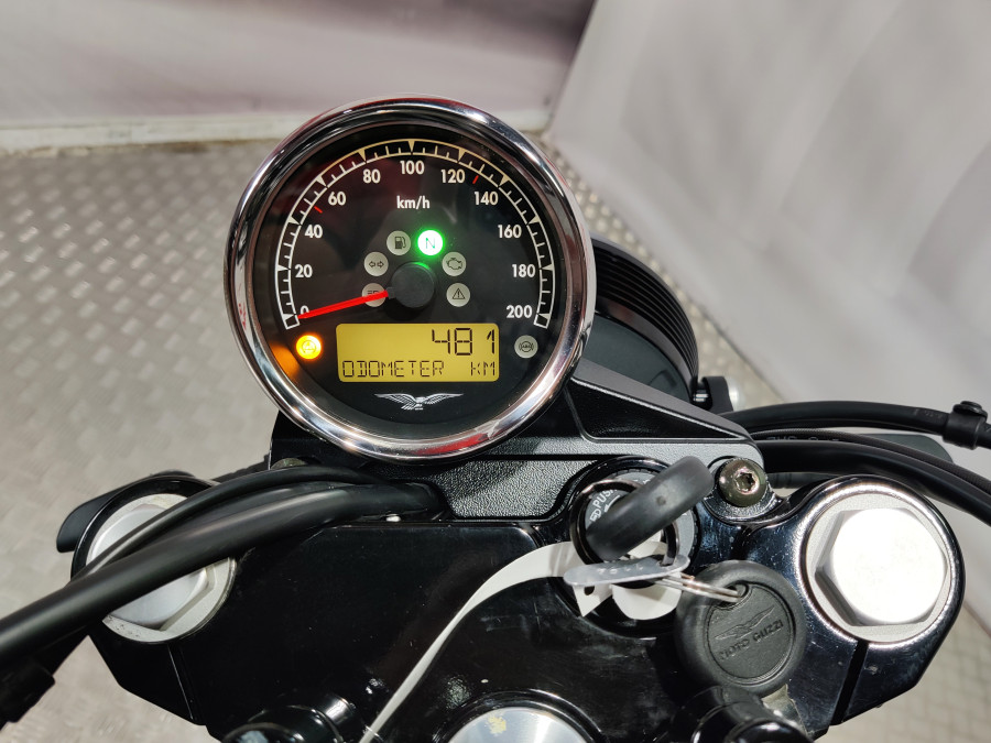 Imagen de Moto Guzzi V7 III STONE