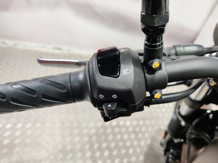 Imagen de Moto Guzzi V7 III STONE