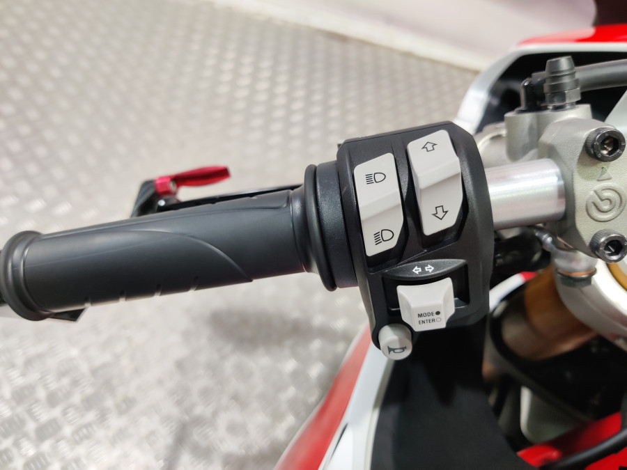 Imagen de Ducati SUPERSPORT S 950 