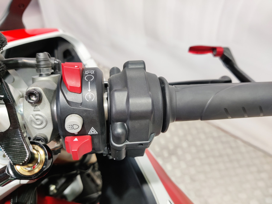 Imagen de Ducati SUPERSPORT S 950 