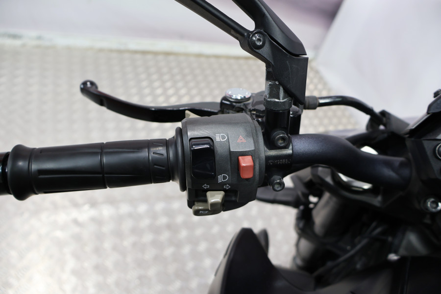 Imagen de KAWASAKI Z 1000