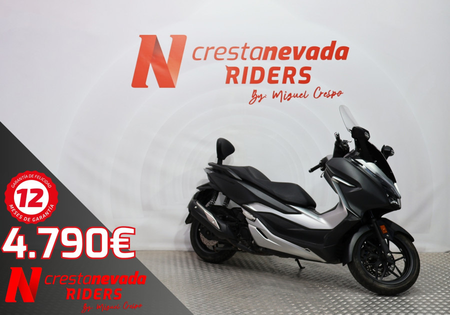 Honda Forza 300