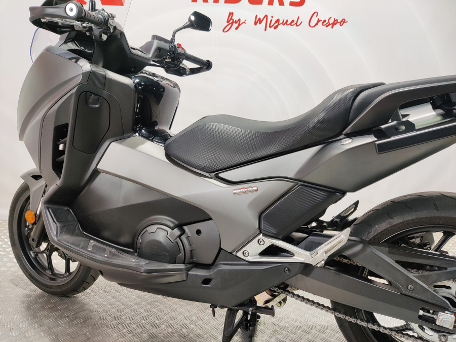 Imagen de Honda INTEGRA 750