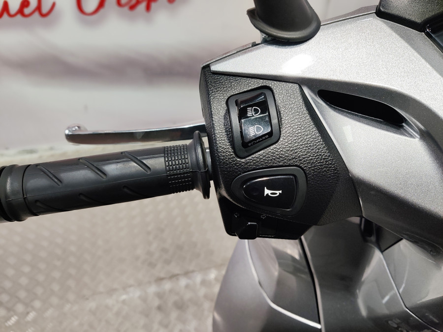 Imagen de Honda SH 300