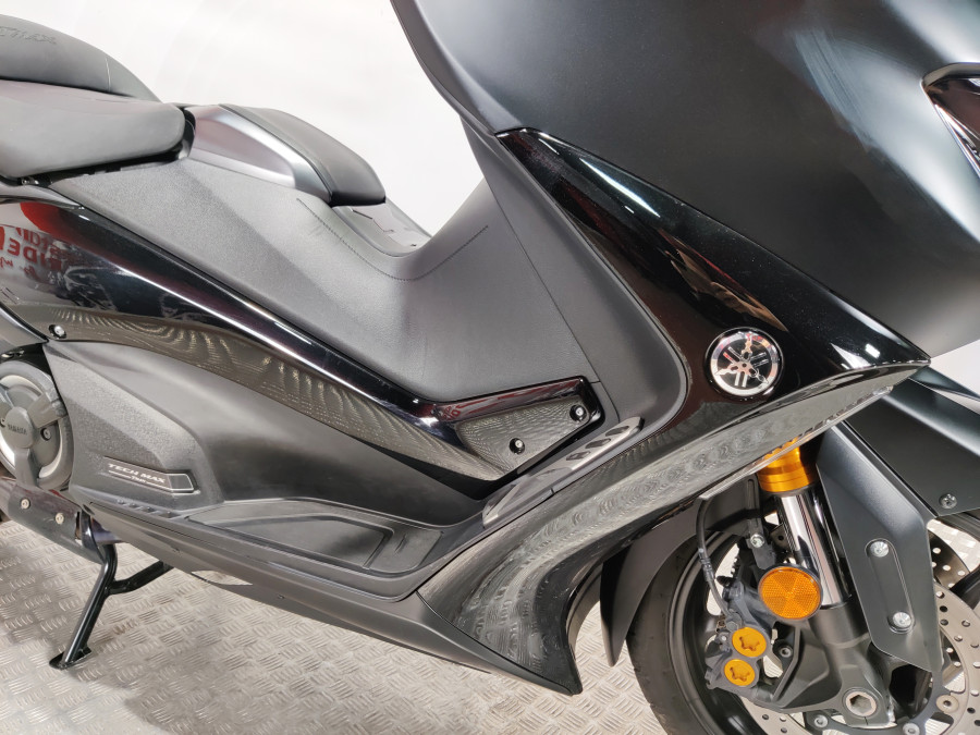 Imagen de Yamaha TMAX 560 TECH MAX