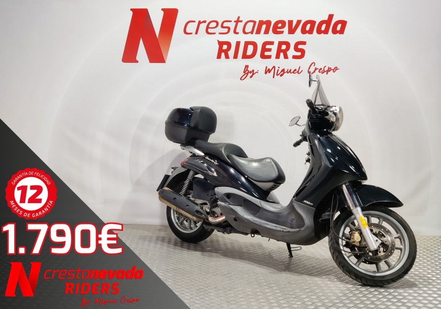 Piaggio Beverly 500