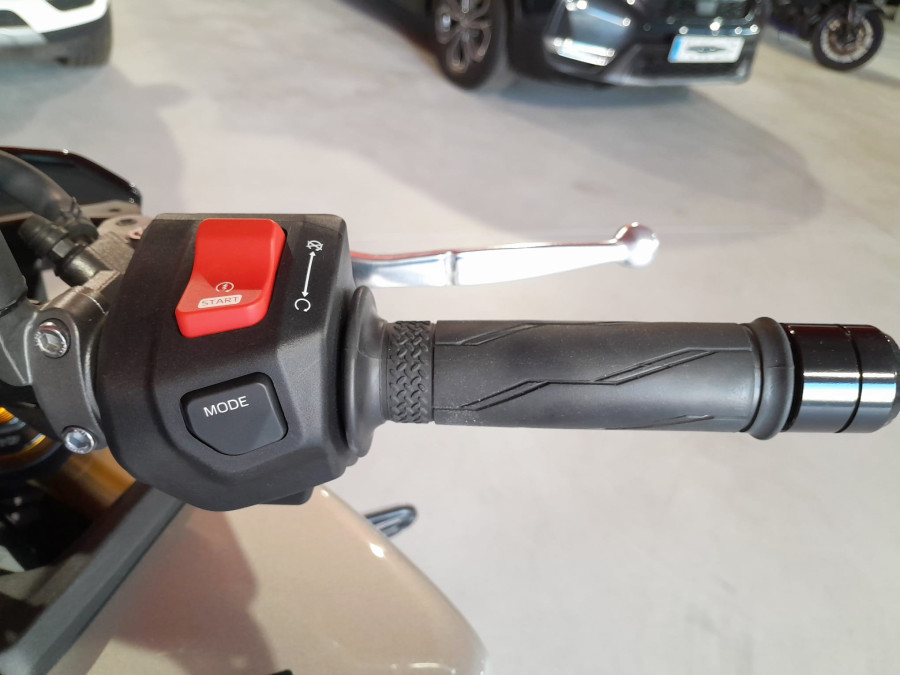 Imagen de Yamaha MT 09 SP
