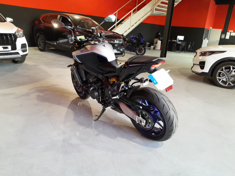 Imagen de Yamaha MT 09 SP
