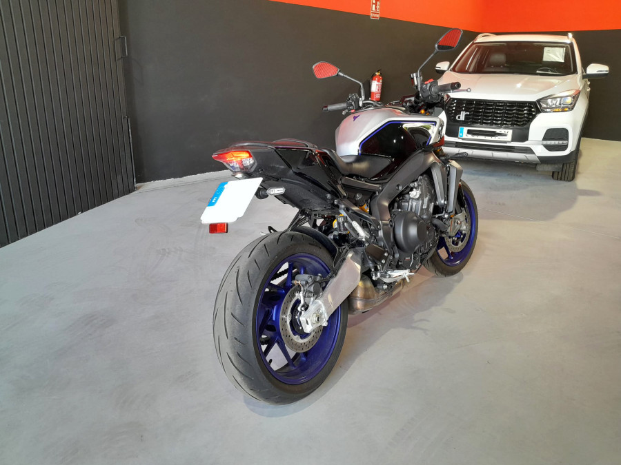 Imagen de Yamaha MT 09 SP