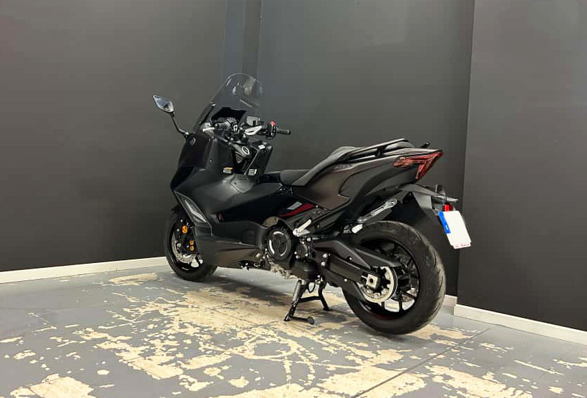 Imagen de Yamaha TMAX 560 TECH MAX