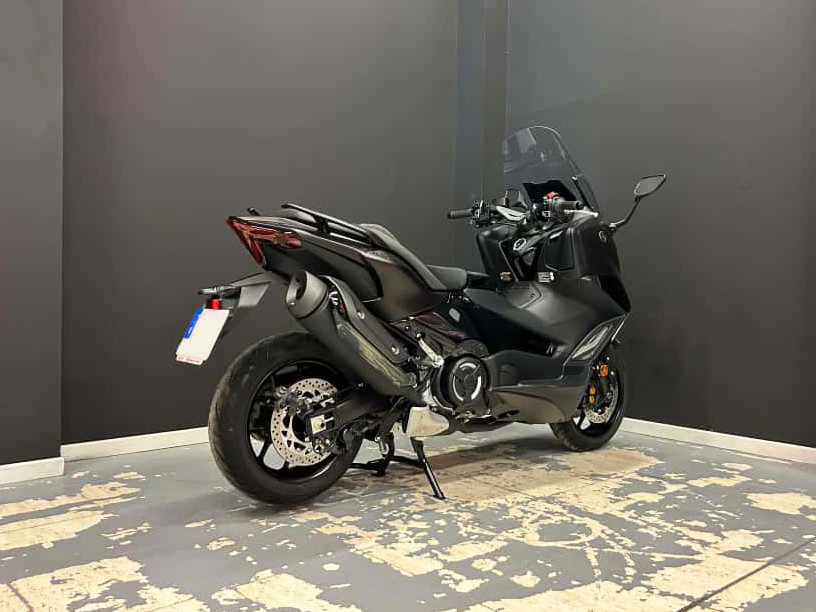 Imagen de Yamaha TMAX 560 TECH MAX