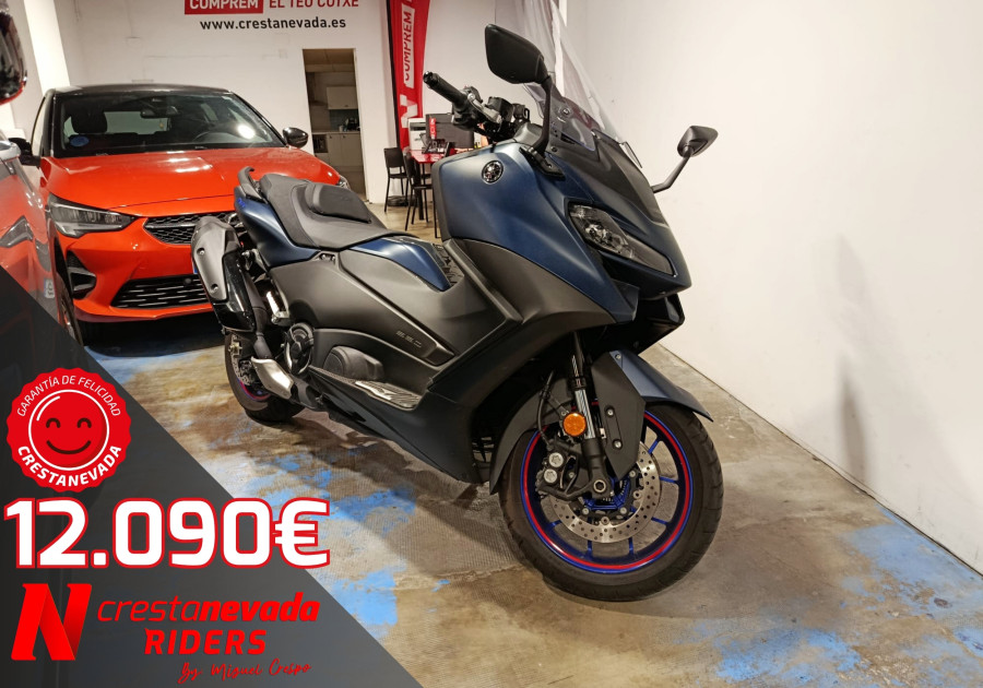Yamaha Tmax 560