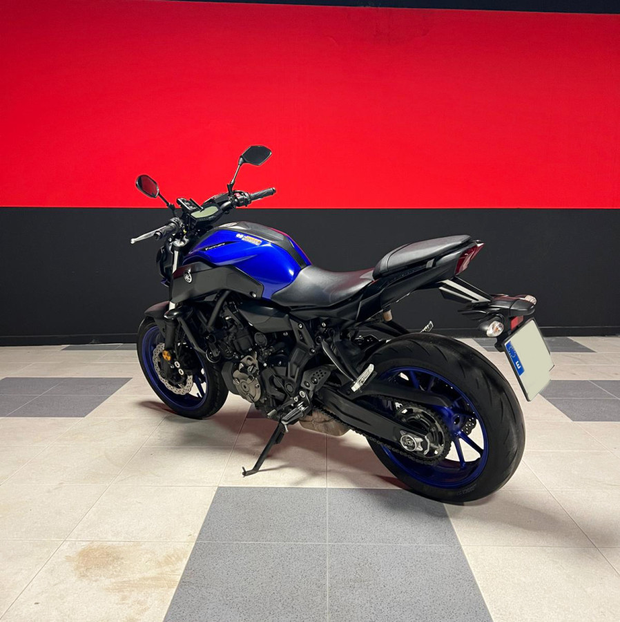 Imagen de Yamaha MT 07 A2