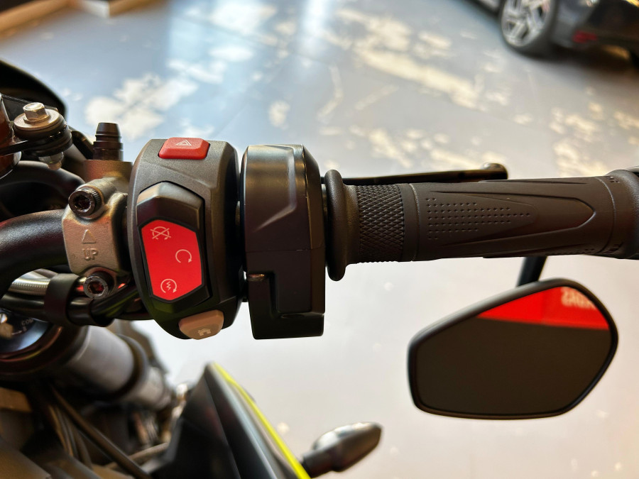 Imagen de Triumph Street Triple RS