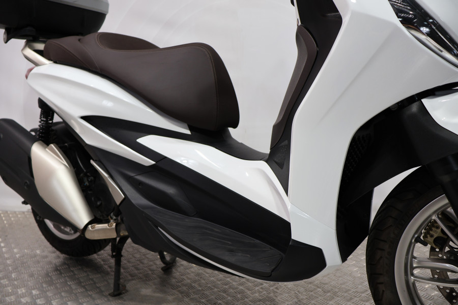 Imagen de Piaggio BEVERLY 400 HPE
