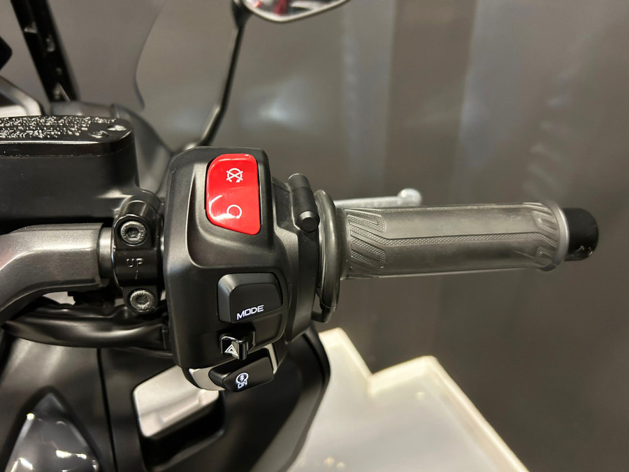 Imagen de Yamaha TMAX 560 TECH MAX