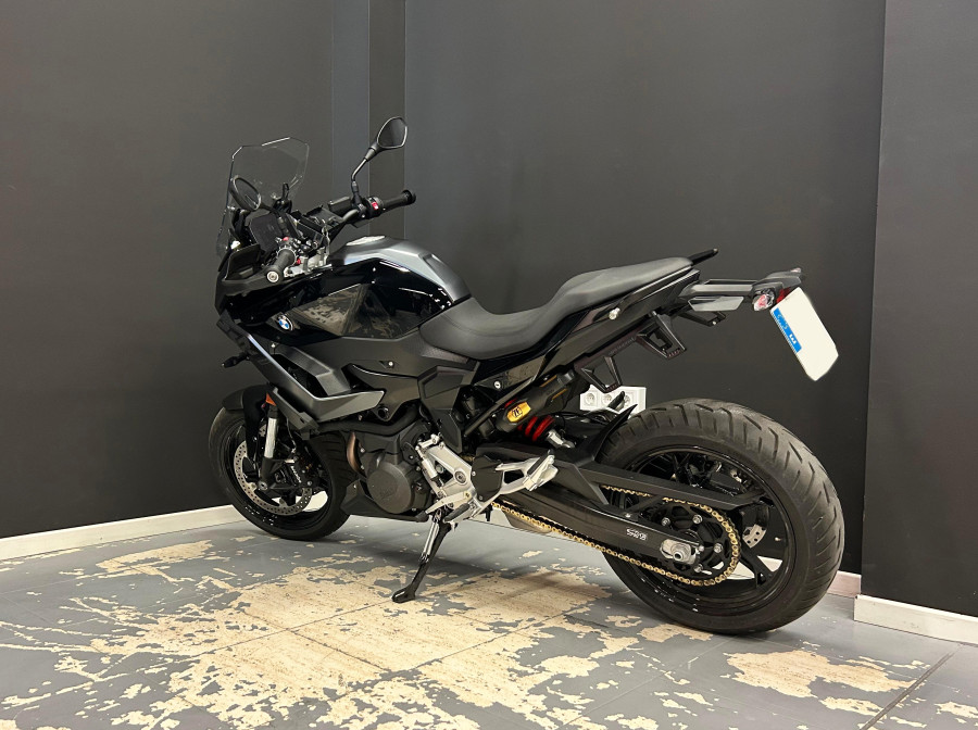Imagen de BMW F 900 XR TRIPLE BLACK