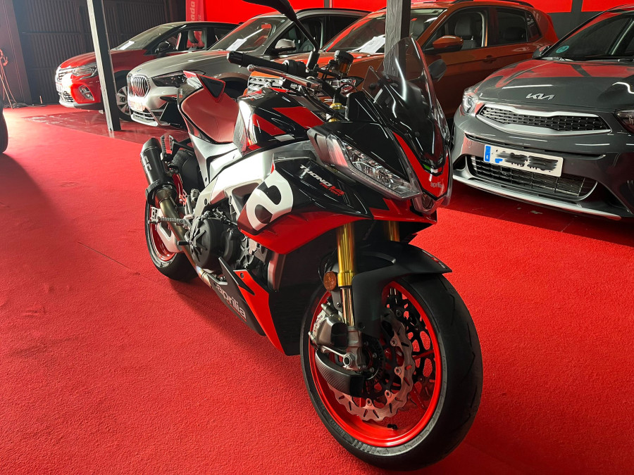 Imagen de Aprilia TUONO V4 FACTORY