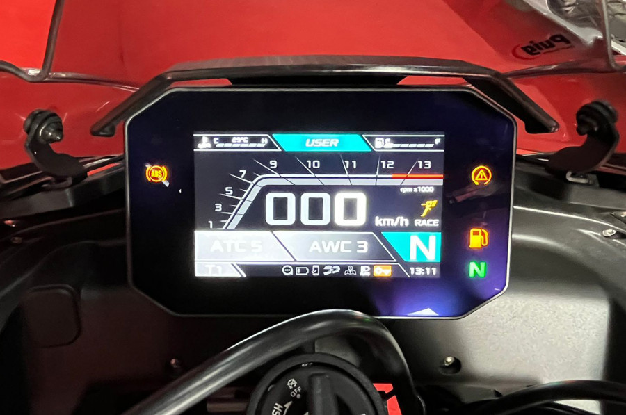 Imagen de Aprilia TUONO V4 FACTORY