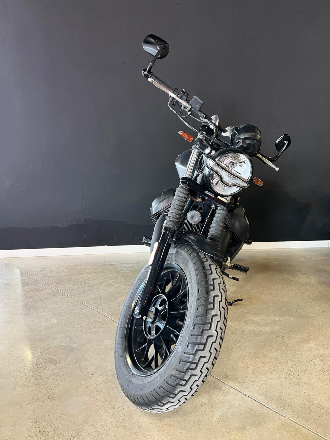 Imagen de Moto Guzzi V9 BOBBER
