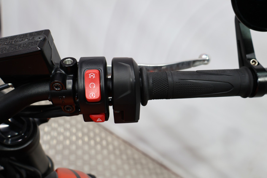 Imagen de Triumph TRIDENT 660 A2
