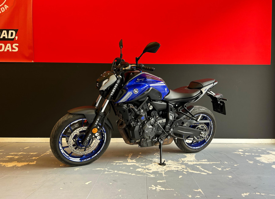 Imagen de Yamaha MT 07 A2