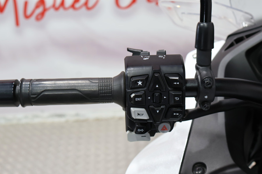 Imagen de Honda NT1100 DCT