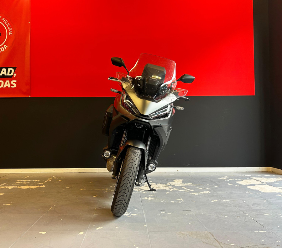 Imagen de Honda NT1100 DCT