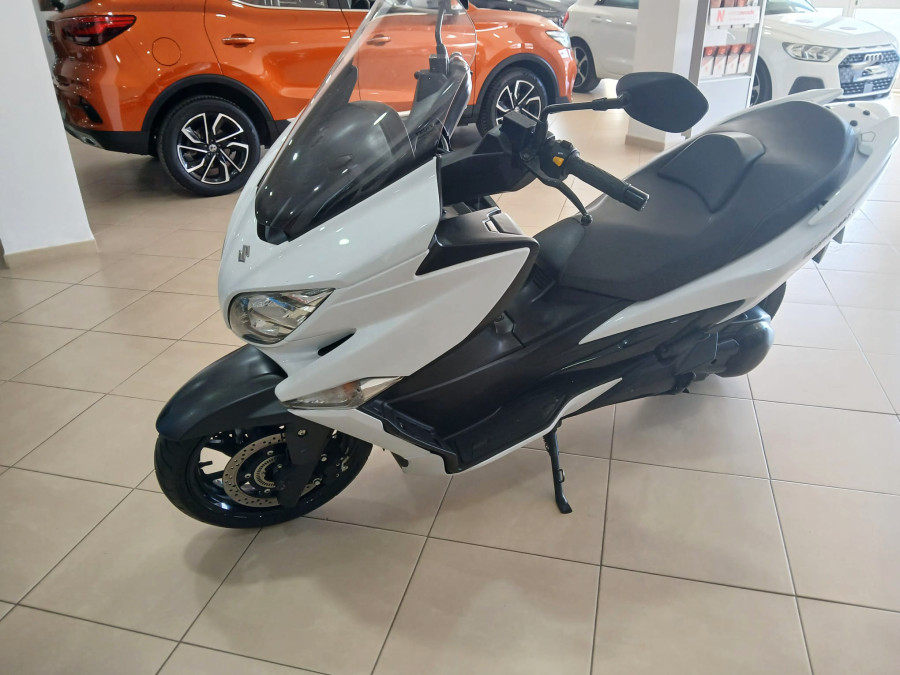 Imagen de Suzuki BURGMAN 400