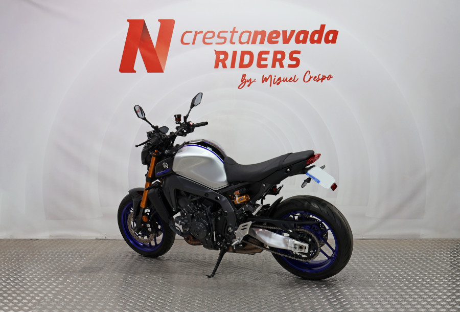 Imagen de Yamaha MT 09 SP A2