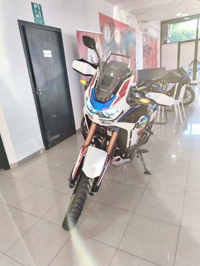 Imagen de Honda AFRICA TWIN ADVENTURE SPORT 