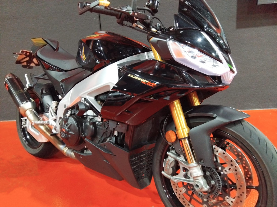 Imagen de Aprilia TUONO V4 FACTORY