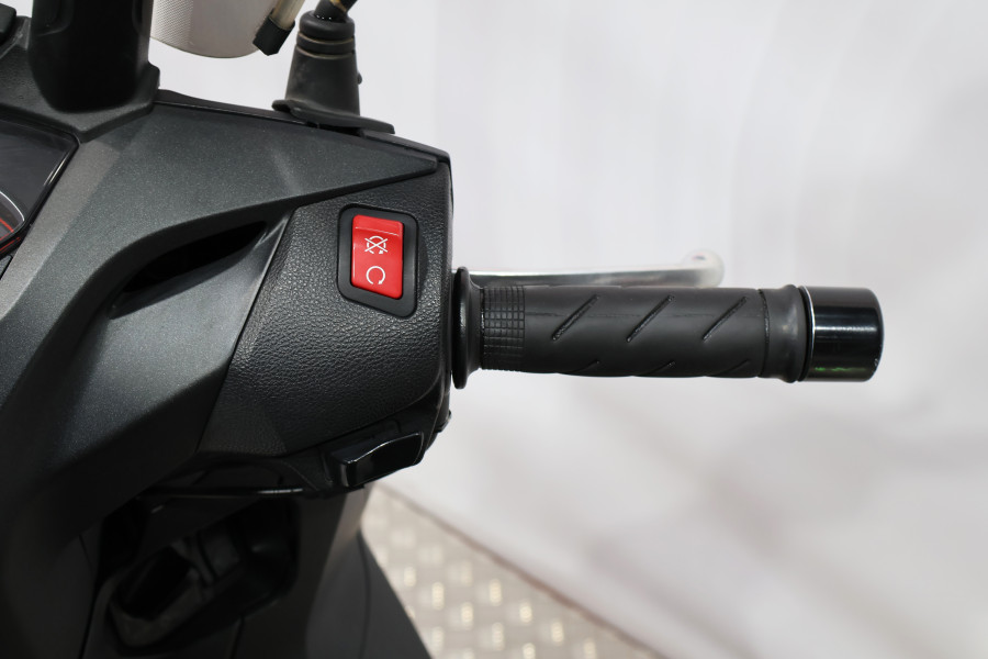 Imagen de Honda SH 300