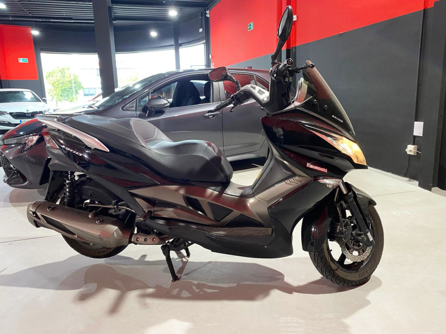 Imagen de KAWASAKI J 300