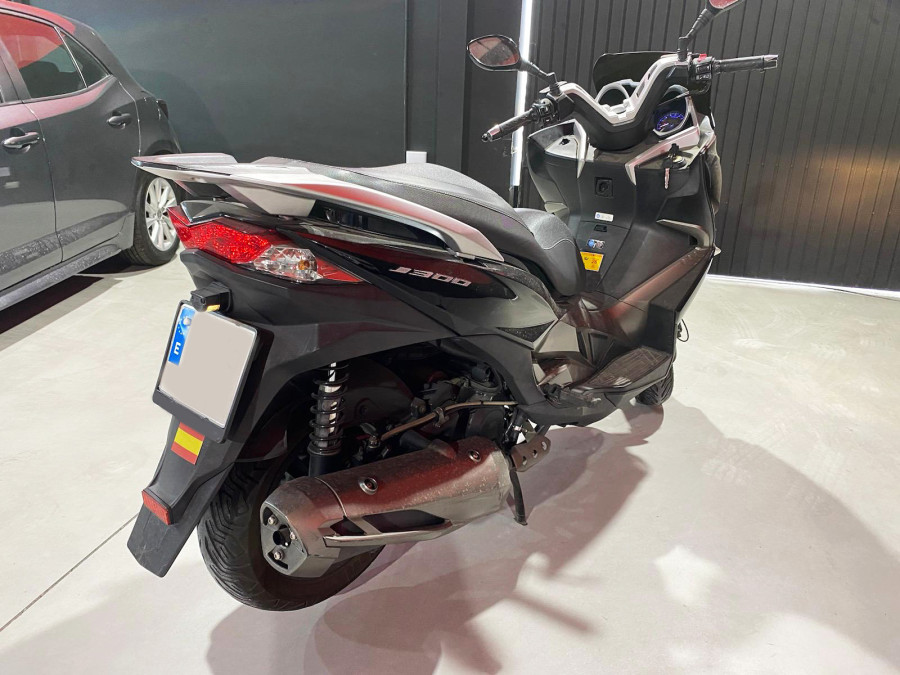 Imagen de KAWASAKI J 300