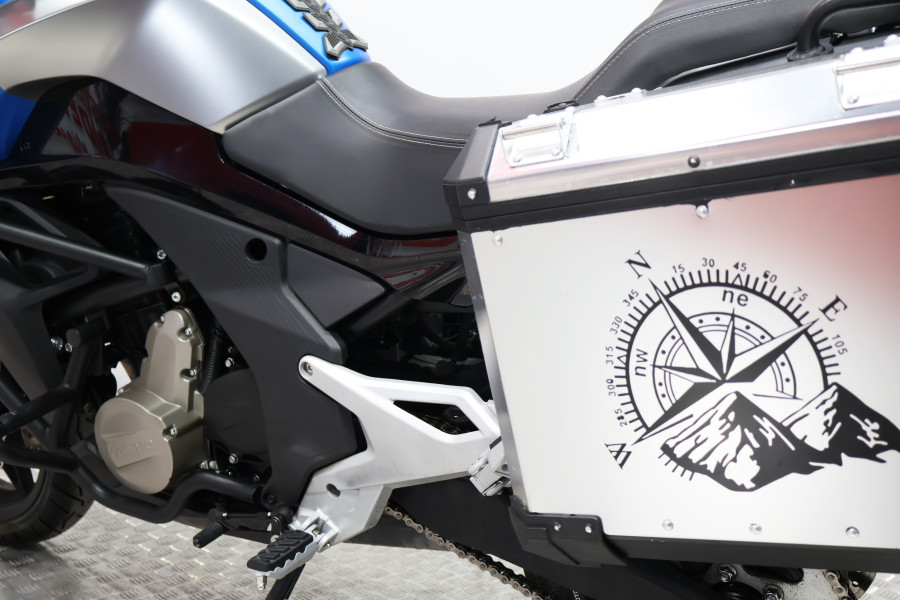 Imagen de CFMOTO 650MT