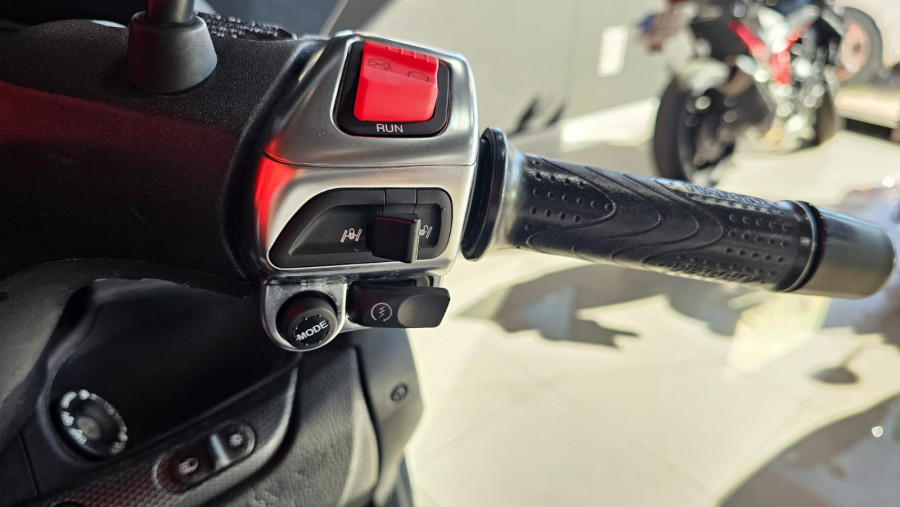 Imagen de Piaggio MP3 400 HPE