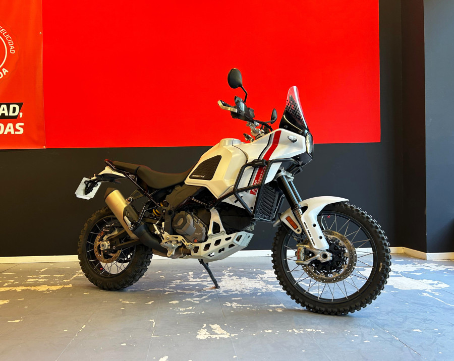 Imagen de Ducati DESERT X