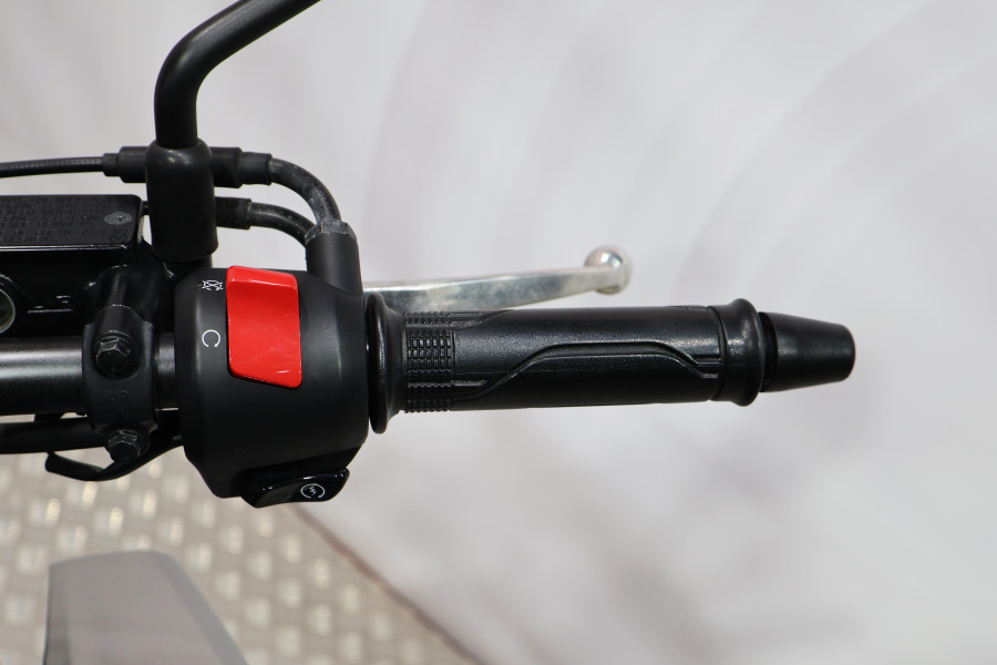 Imagen de Honda CB 125 R