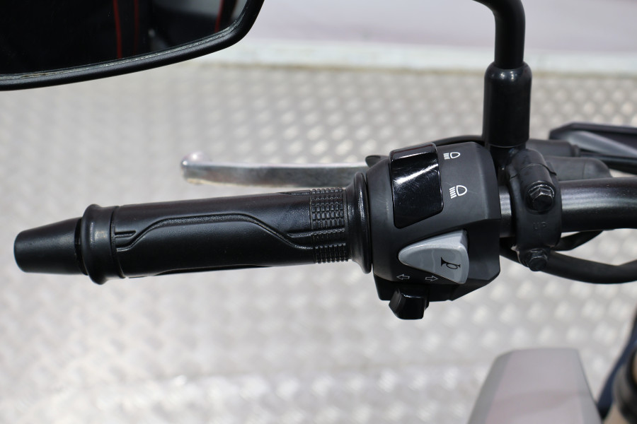 Imagen de Honda CB 125 R