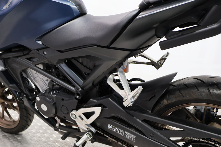 Imagen de Honda CB 125 R