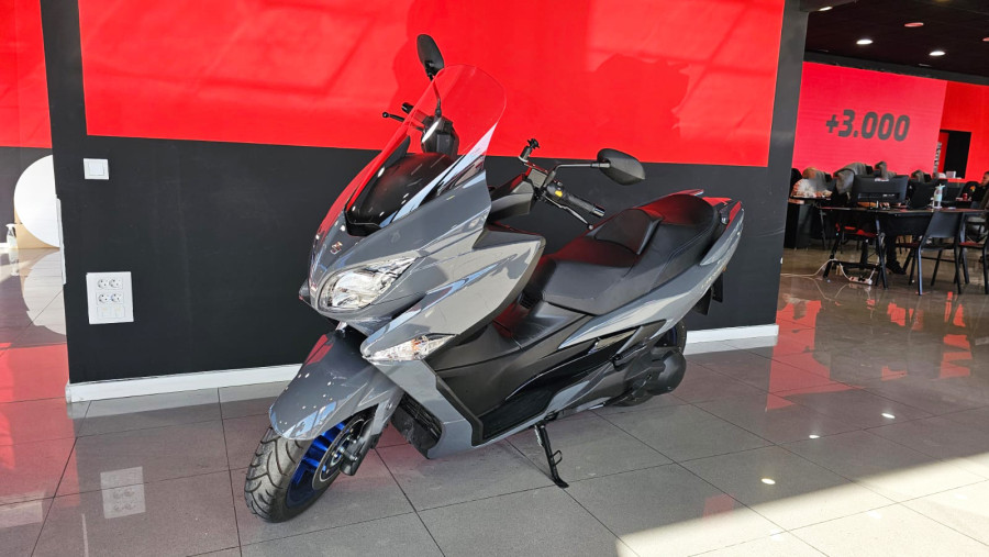 Imagen de Suzuki BURGMAN 400