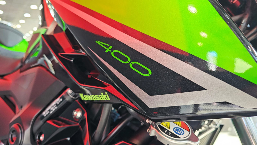 Imagen de KAWASAKI Z 400 PERFORMANCE