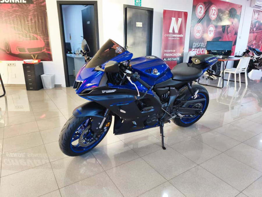 Imagen de Yamaha R7 A2