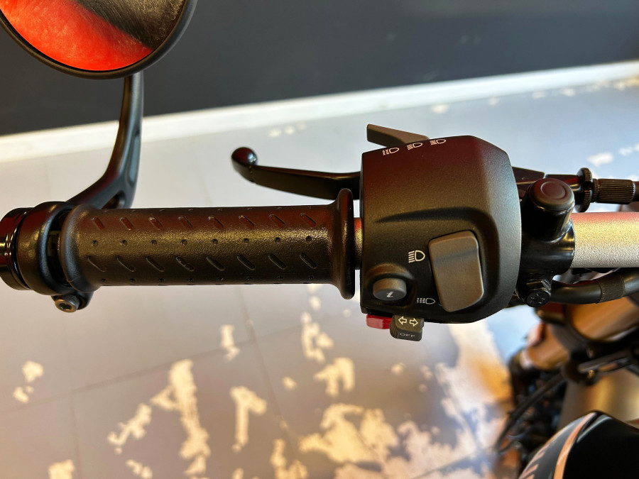 Imagen de Triumph SPEED 400