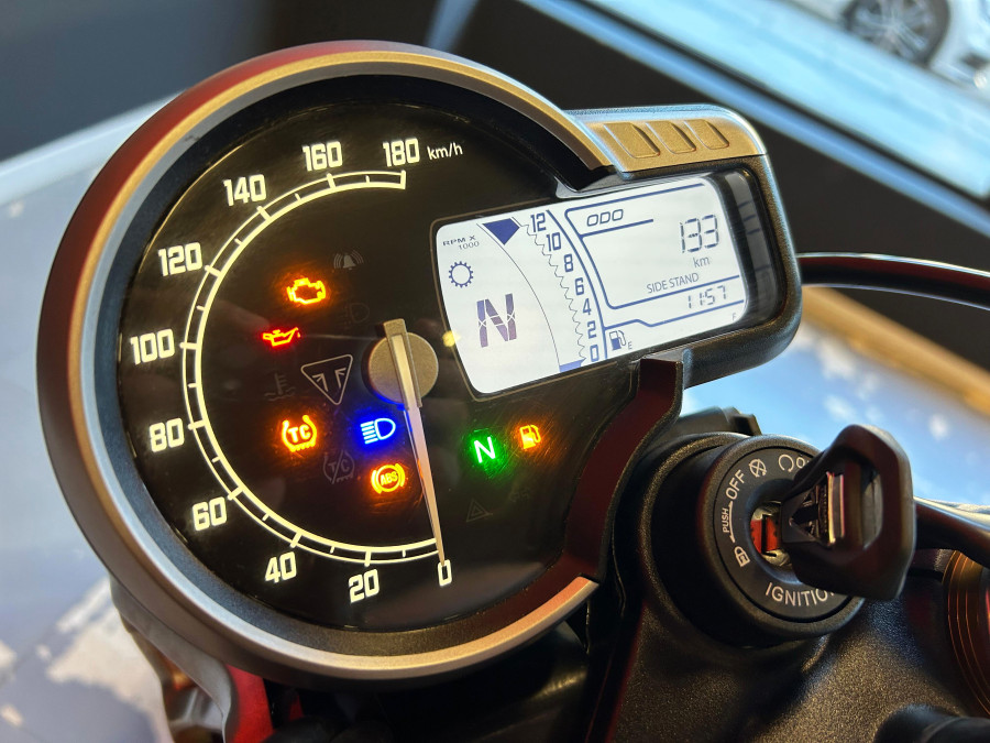 Imagen de Triumph SPEED 400