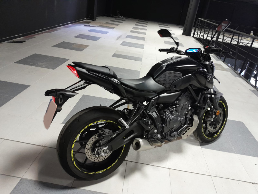 Imagen de Yamaha MT 07 A2